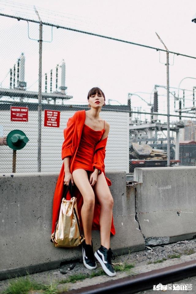 为什么有的女孩会喜欢天天穿连衣裙