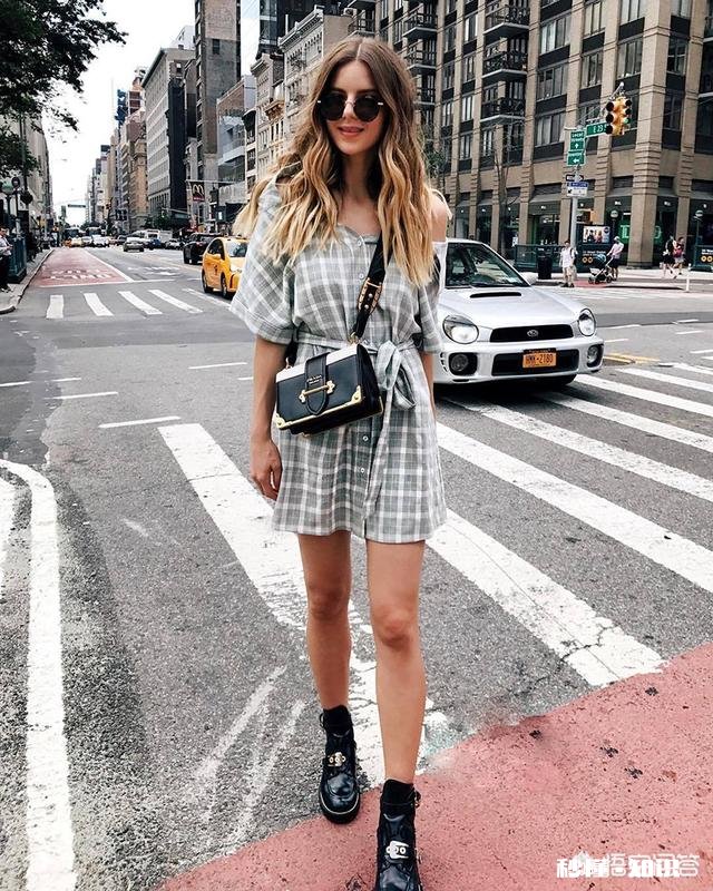 为什么有的女孩会喜欢天天穿连衣裙