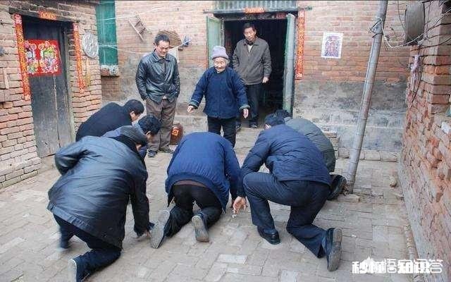 你家乡现在过年还有挨家挨户串门拜年的习俗吗