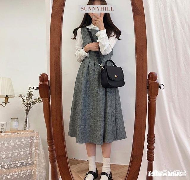 春夏交替，穿什么样的衣服，拍照片会很好看