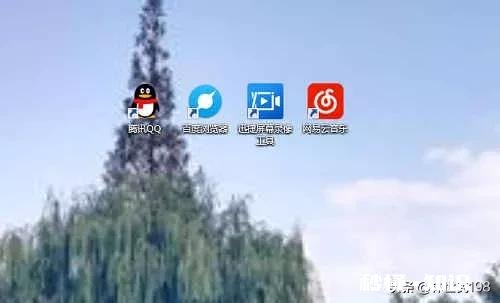 自媒体视频是录制的还是提前下载下来然后剪裁的