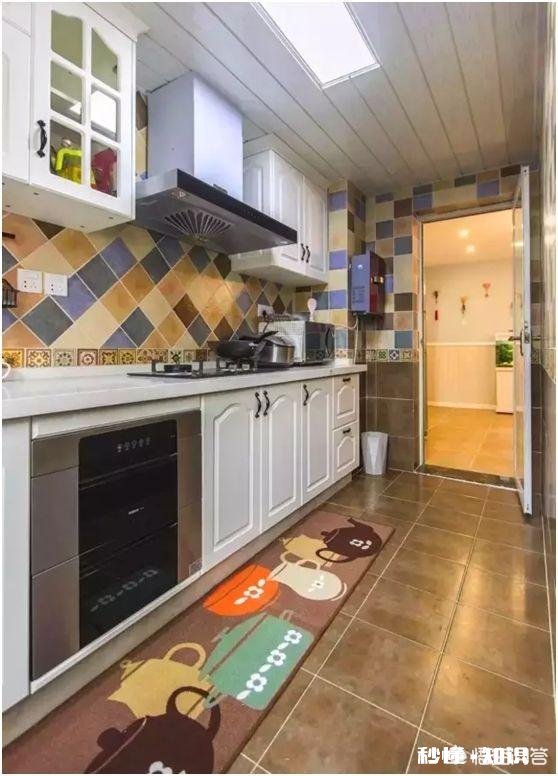 白色厨柜应配什么颜色的墙砖