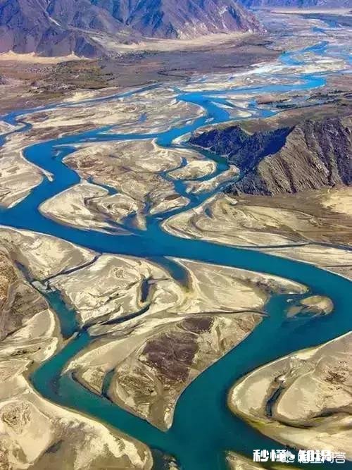 上联：琵琶弦动离别曲，如何对下联