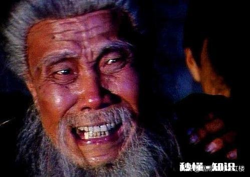 《红楼梦》中宁国府焦大，本是功高年老，却不受待见，这是啥原因