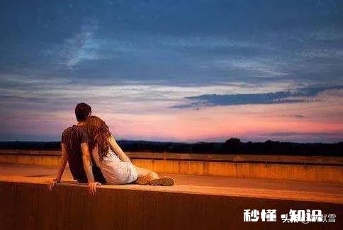 和喜欢的人表白被拒后很尴尬，怎么办