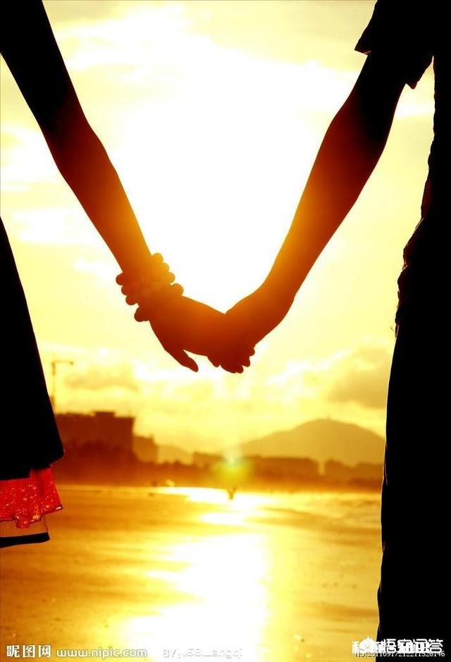 你敢追求比你优秀的女人吗，反之你会接受比你优秀的女人的追求吗