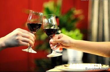 亲戚朋友之间的互相帮助主要体现在哪些方面