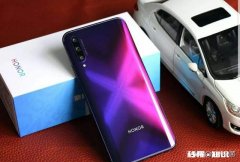 广大的条友们，一千一二买个什么手机好，能否推荐一下