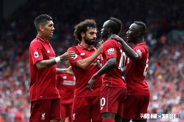 假设利物浦提前六轮夺冠你是克洛普，你会选择破纪录还是锻炼球员