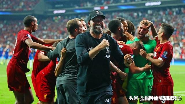 假设利物浦提前六轮夺冠你是克洛普，你会选择破纪录还是锻炼球员