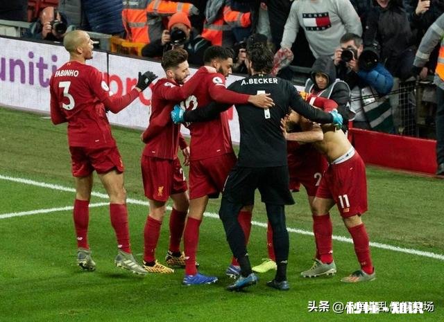 假设利物浦提前六轮夺冠你是克洛普，你会选择破纪录还是锻炼球员