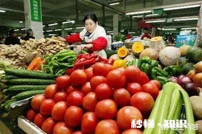 农民卖的三农食品有没有卫生食品许可证