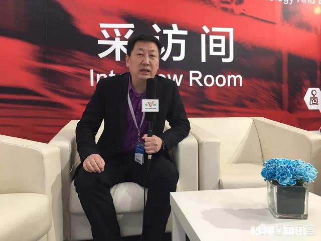 为什么有些孩子会得自闭症呢