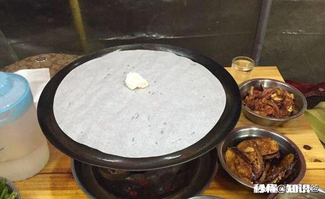 如何姿势优雅地吃一顿烤肉