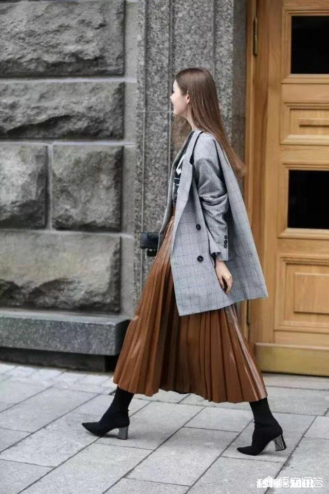 为什么有些女人夏天那么热穿裤子，冬天特冷确不穿长裤