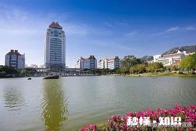 旅游想去厦门大学游览，但预约不到入园资格，有没有其他办法能进入厦大校园