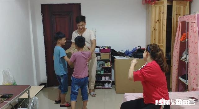 如果你的男朋友没钱买房，要你和他一起供房子，你的父母不同意该怎么办