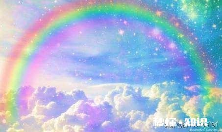 出上联，请师友对下联。羊头鱼头出鲜头