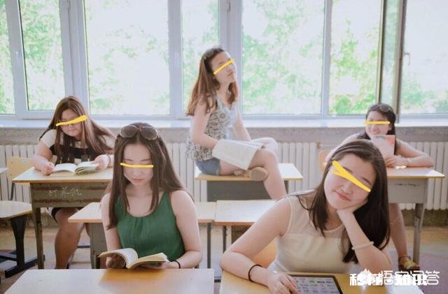 夏天女生穿日常装拍照，你会选择哪些衣服