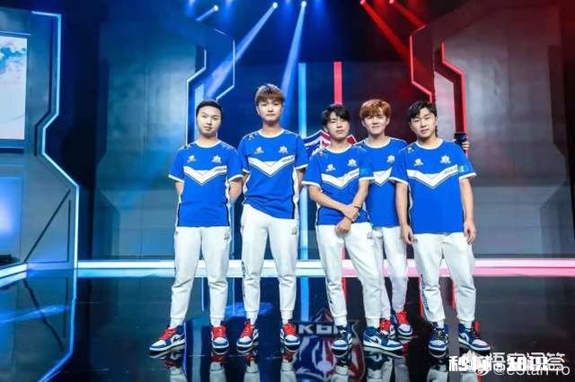 estar.Alan吕布一刀“定乾坤”，“骚话”说一半，猫神喊停就立马安静，你有何看法