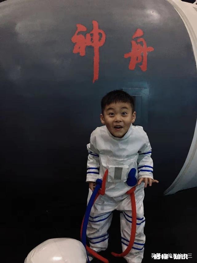 如何做到对联上下两联意义相关