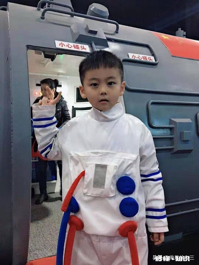 如何做到对联上下两联意义相关