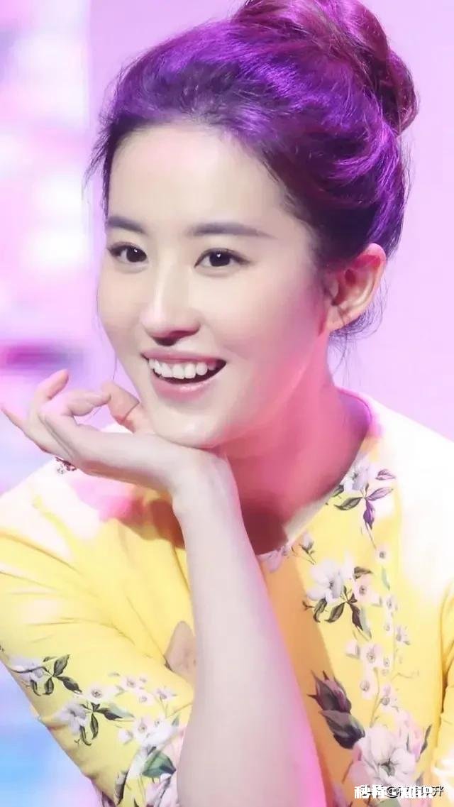 能给我刘亦菲的美照吗