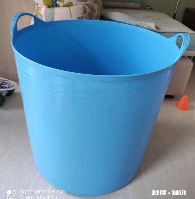 宝宝去母婴店洗澡游泳好还是在家自己给宝宝洗澡好