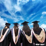 现在大学毕业生没有技术，没经验，面对就业难困境该怎么办该从事什么行业