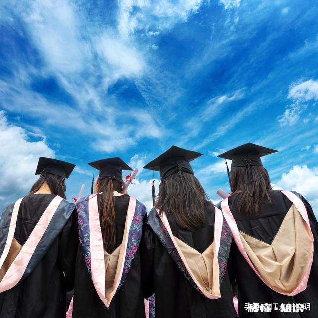 现在大学毕业生没有技术,没经验,面对就业难困境该怎么办该从事什么行业