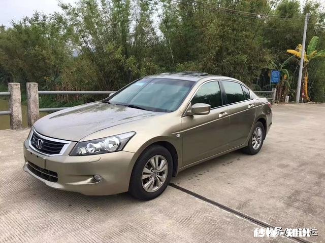 08年二手2.0雅阁多少钱，油耗多少