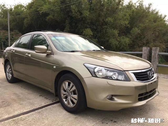 08年二手2.0雅阁多少钱，油耗多少