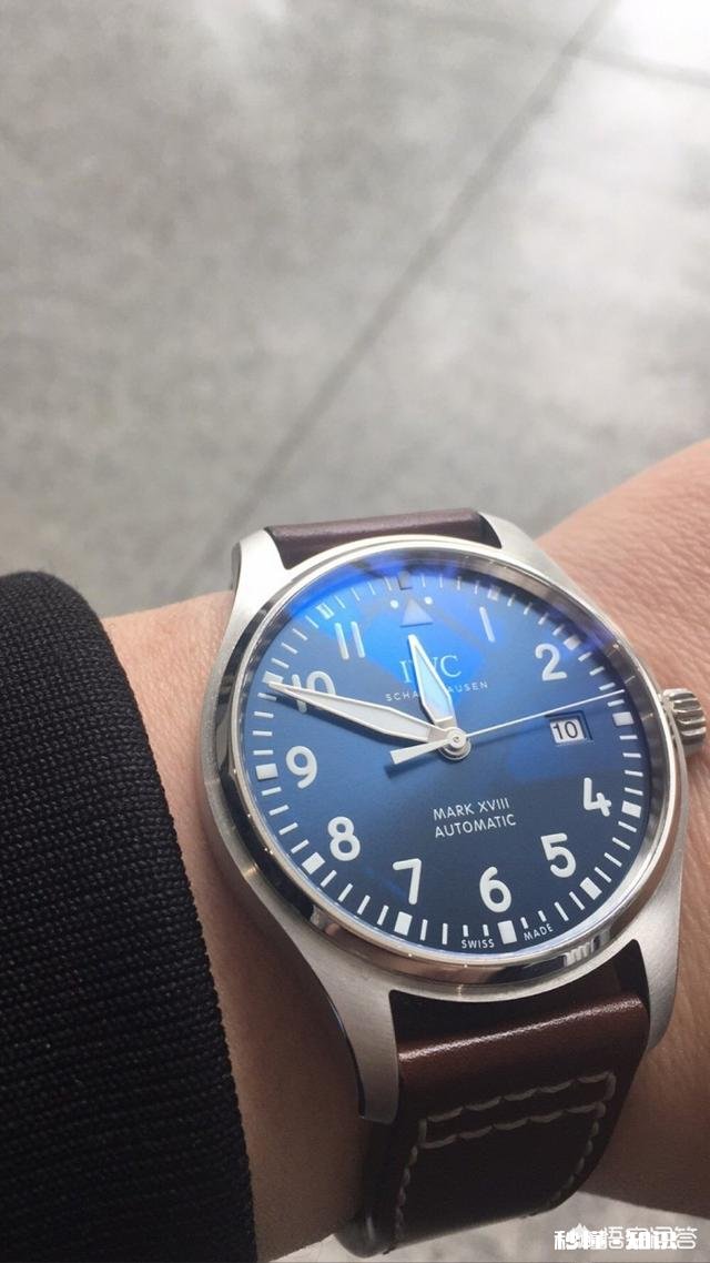 打算买一块三万之内的男士手表,喜欢有品位,有档次,有收藏价值,更好一些的,有哪些推荐