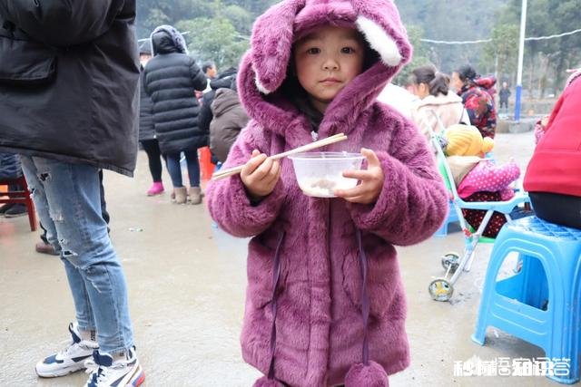 现在农村的老人还重男轻女嘛