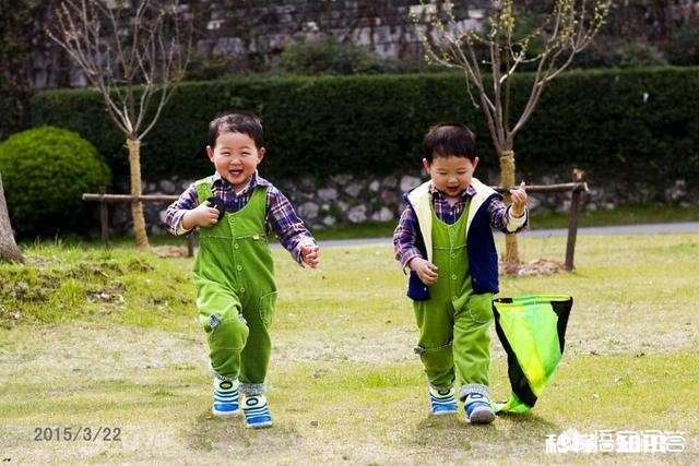 在旅行摄影时，你会携带什么样的镜头