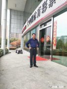 当今社会还有什么人不用手机老年人除外