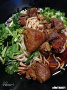 如果《舌尖上的中国》让你推荐最具特点的昆明美食，你会推荐什么