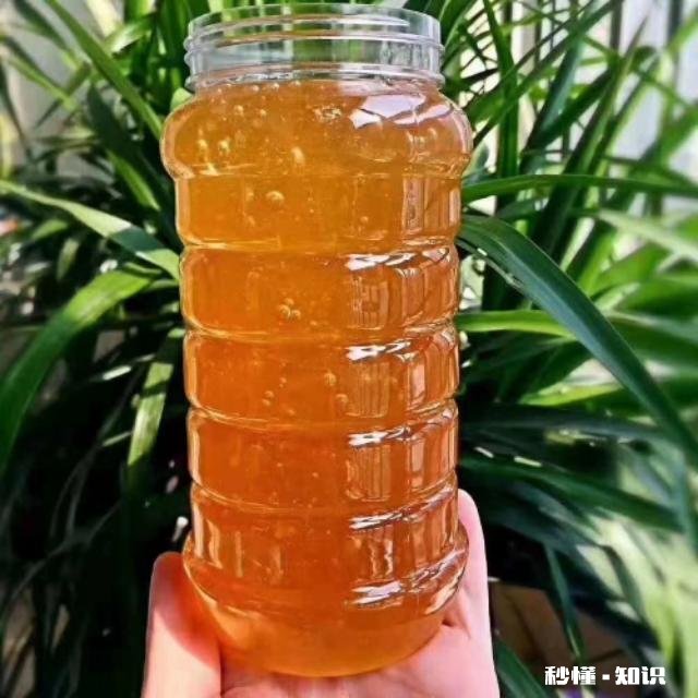 蜂蜜是舌尖上的甜食，是很多人喜欢的食品，有人说蜂蜜能储存10一20年之久，为什么能储存很久