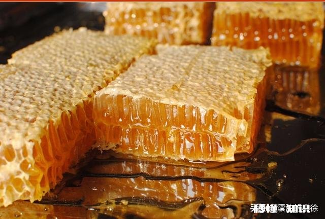 蜂蜜是舌尖上的甜食，是很多人喜欢的食品，有人说蜂蜜能储存10一20年之久，为什么能储存很久