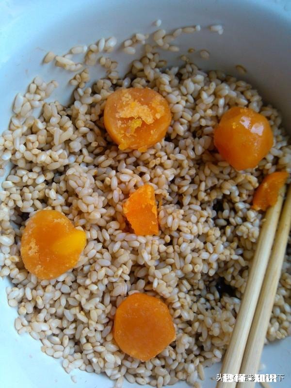 纯糯米 大家喜欢甜棕子，还是咸棕子或白棕子