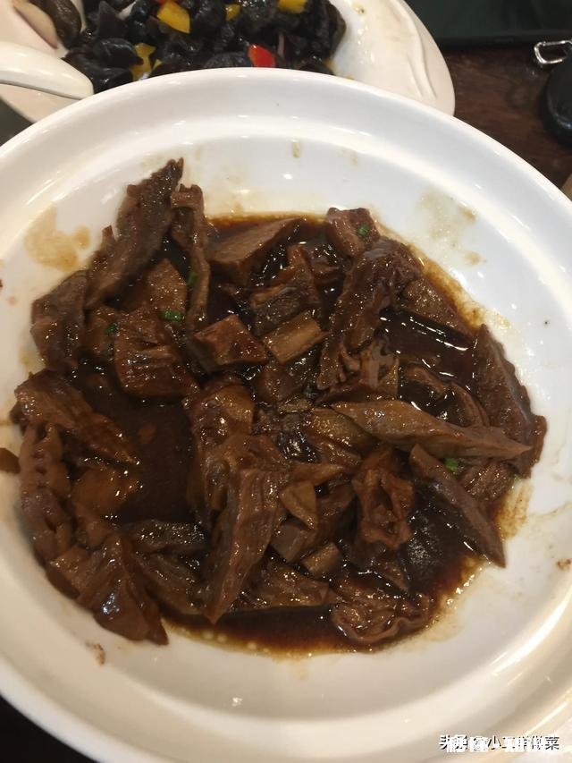 把《报菜名》里的菜全部都吃一遍大概要花多少钱