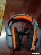 DJ 求推荐，300元以下的有线入耳式耳机，最好带线控的那种，日常听摇滚打游戏