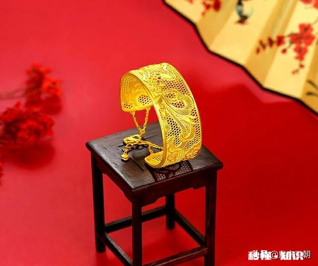 二次打造的首饰回收价格一样吗