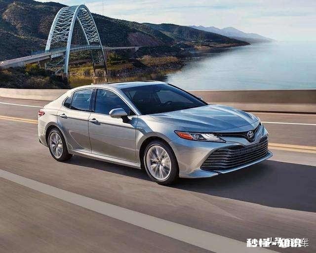 迈腾330和凯美瑞2.5哪个更省油