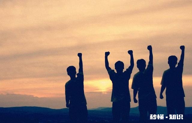 准大一，坐标浙江，专科生+文科生，想专升本，现在可以买专升本的相关练习和教材吗