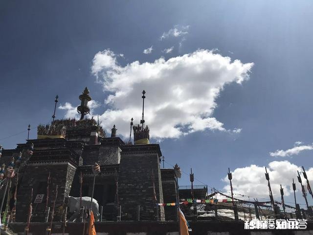 有没有去了青海的朋友，四月中旬去青海旅游景色可以吗