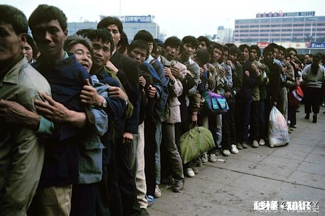 高中生天天上课睡觉，下课后就玩游戏，这些人后来都怎么样了