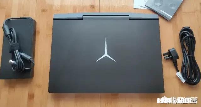 大学新生预算8k-1w，买啥游戏本比较好