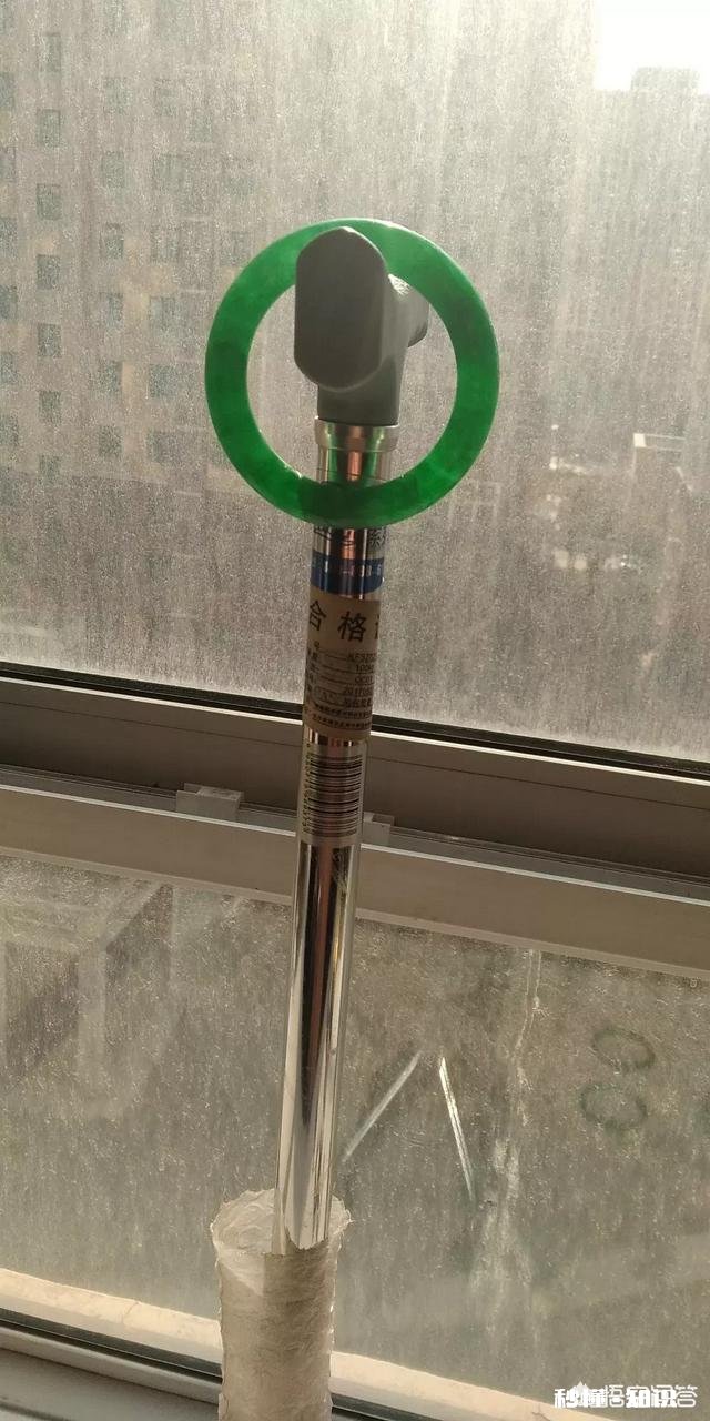 你喜欢什么样的翡翠手镯