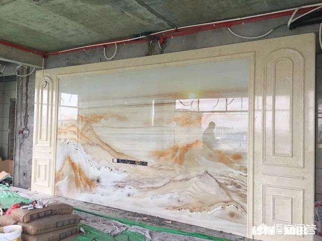 米黄墙布配哪种电视背景墙